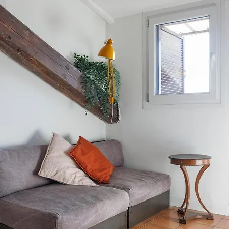 Xenia - Newly Renovated Flat In Fiera Area * 米兰