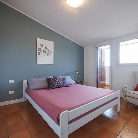 Xenia - Newly Renovated Flat In Fiera Area 公寓 米兰